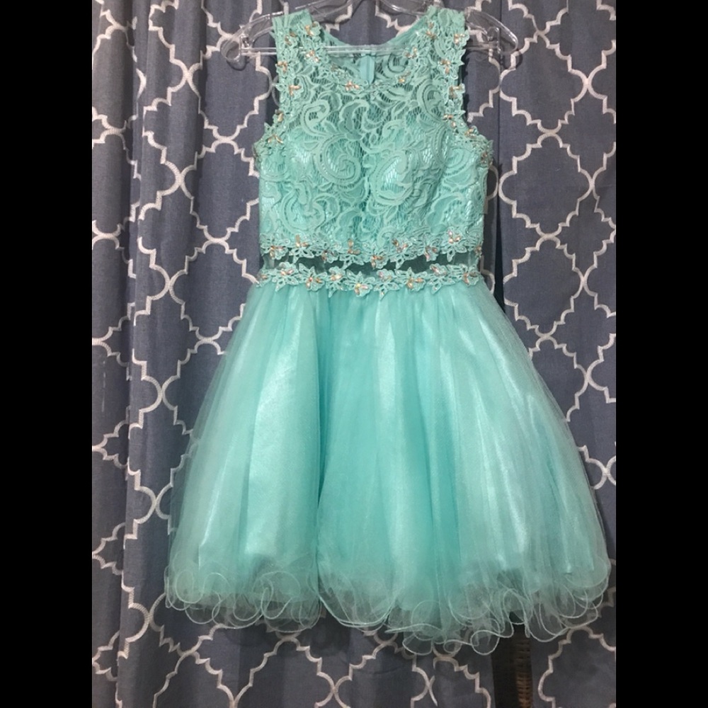 Party dress for sale 👗